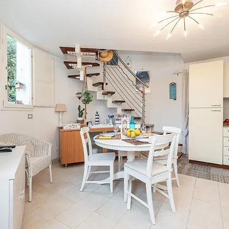 Isa Petit Bijou - Happy * Menton