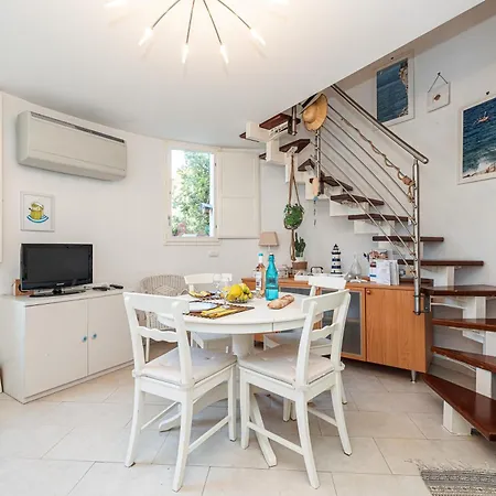 Isa Petit Bijou - Happy Menton