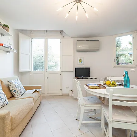 Isa Petit Bijou - Happy *