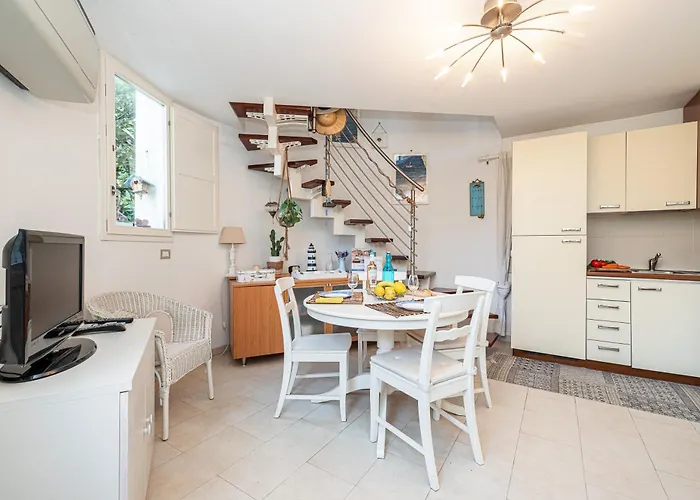 Isa Petit Bijou - Happy * Menton