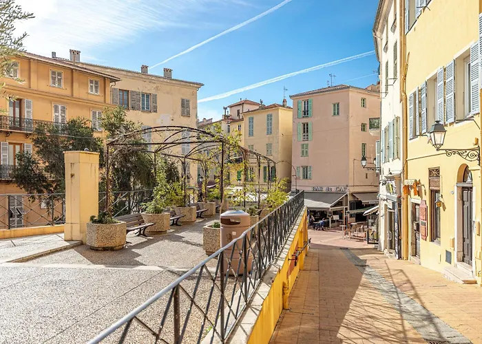 Isa Petit Bijou - Happy 멍똥